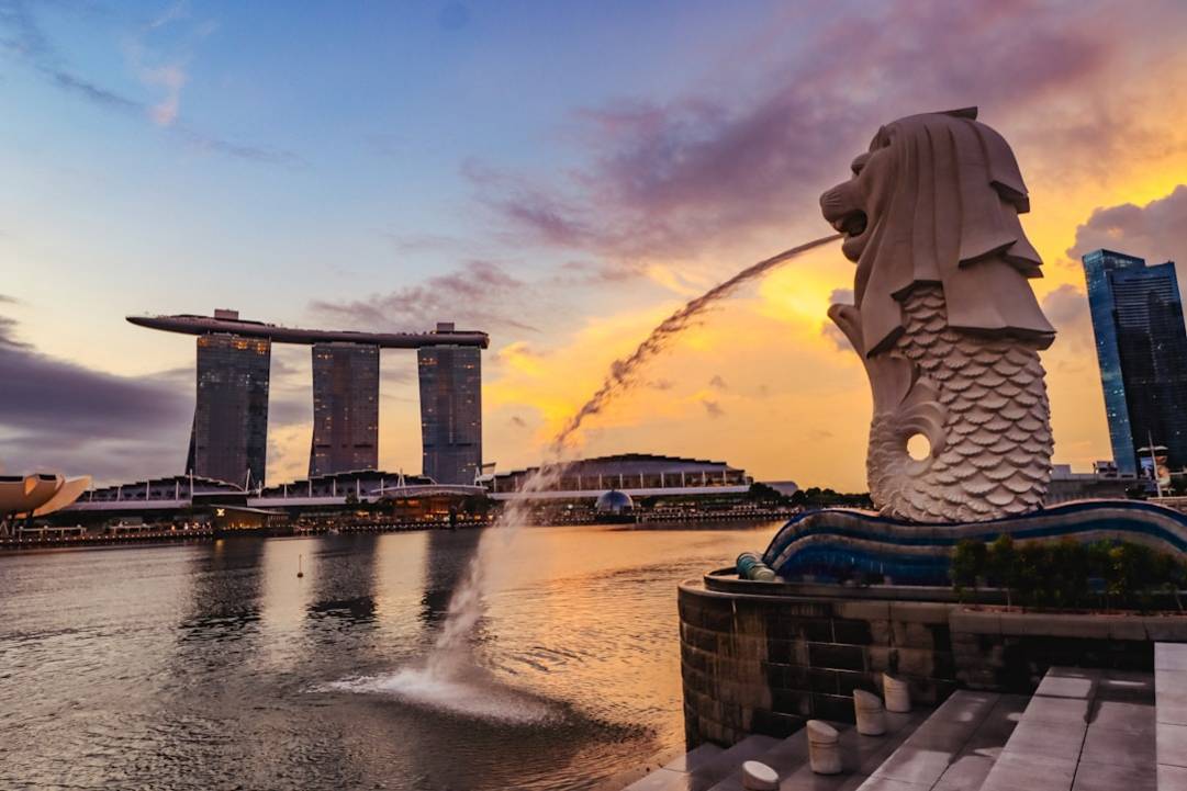 Passer la frontière de la Malaisie à Singapour : guide complet (bus, train, portiques) overview
