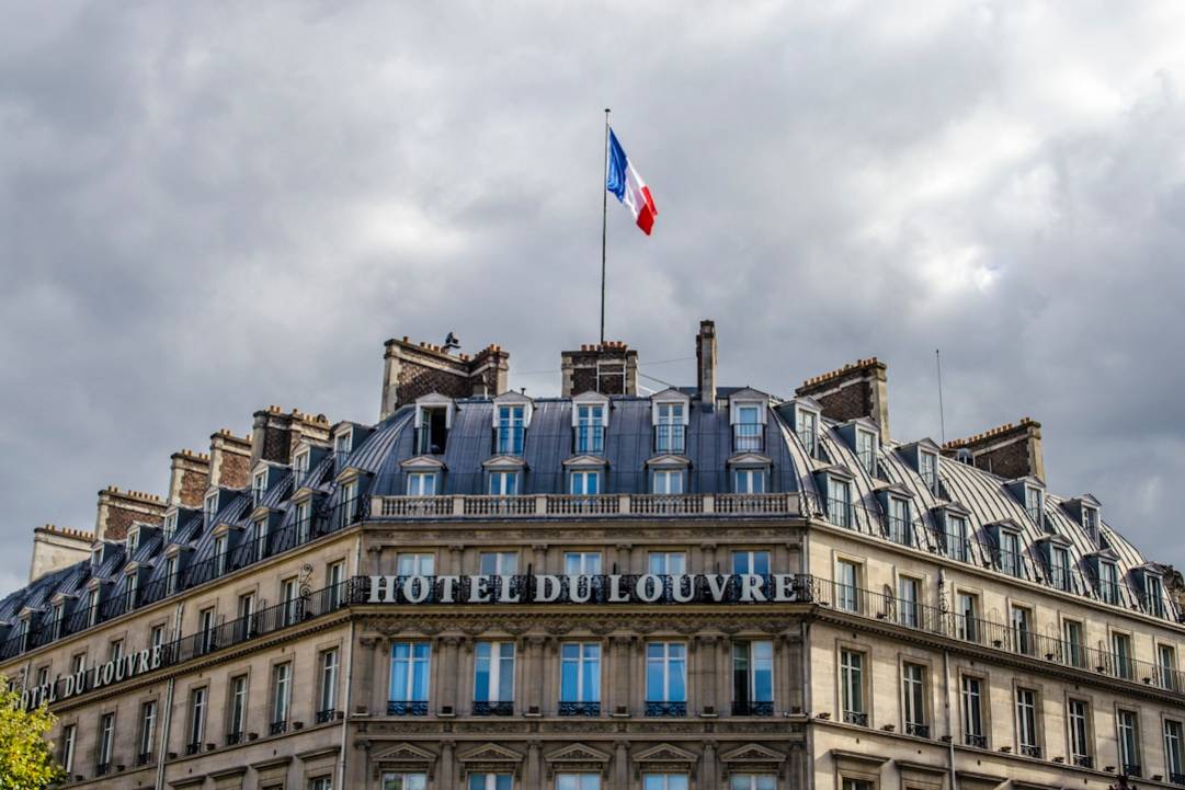 Trouver un hébergement abordable aujourd'hui sans stress intro Trouver un hébergement abordable aujourd'hui sans stress intro