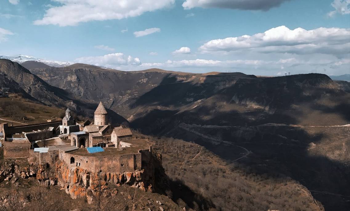 Téléphérique Wings of Tatevwings-of-tatevTatev scenery