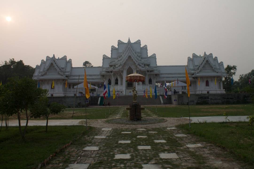 Musée des Dinosauresmusee-dinosauresSavannakhet scenery