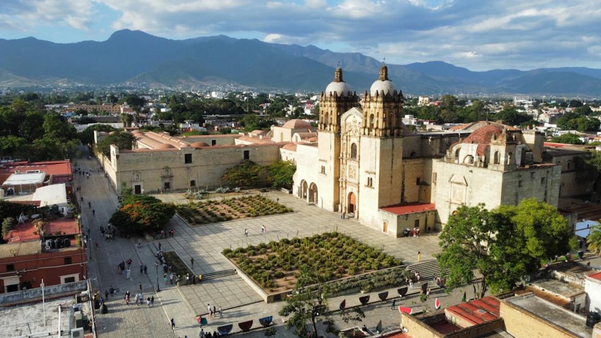 Oaxaca vs San Cristobal de las Casas