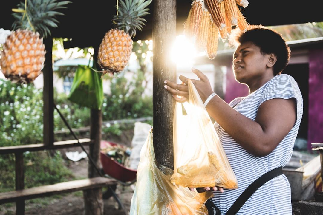 Payer par carte et en espèces en Tonga